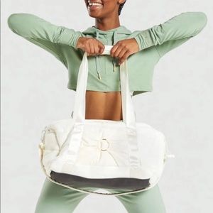 gymshark whitney holdall bag unbleached new!